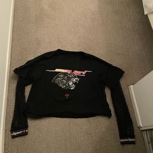 Panther T-shirt with black connected fishnet sleeves
